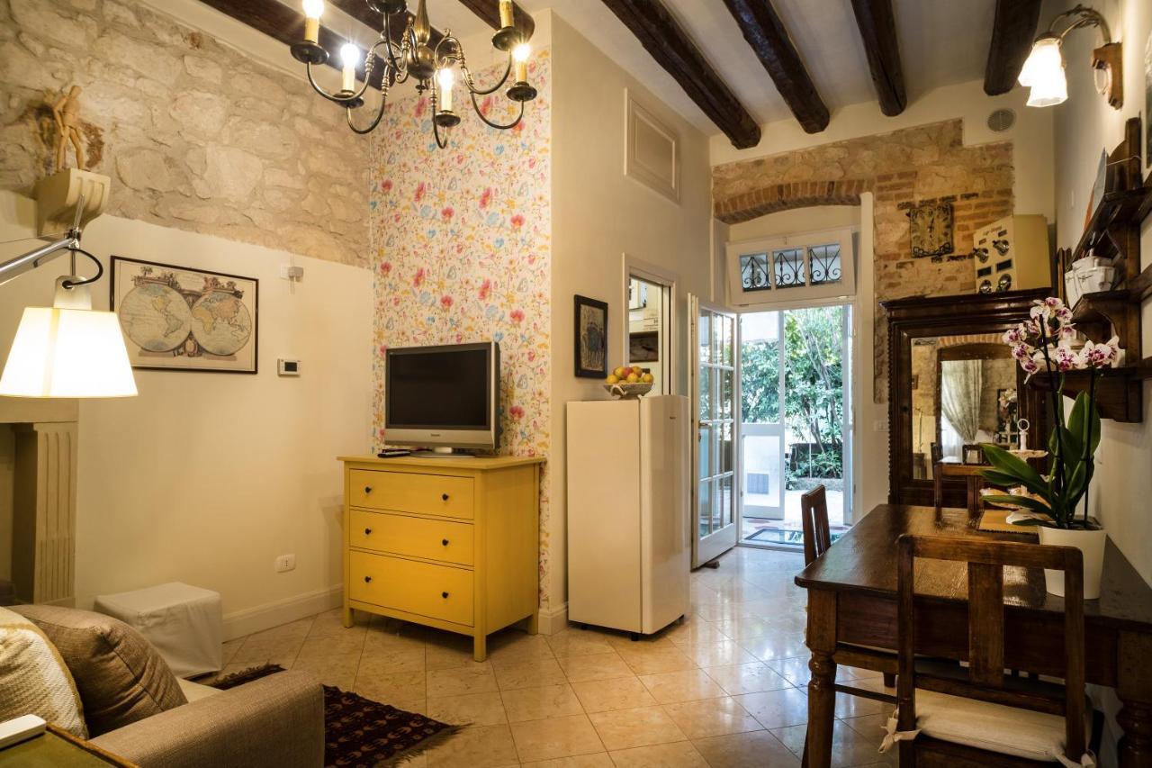 Il Calamaio Verona Esterno foto